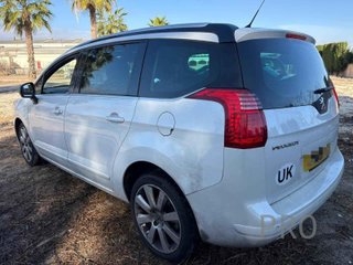 PARAGOLPES TRASERO Peugeot 5008 (09.2009->)