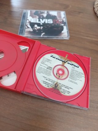 Pack 2 CDs Música Elvis y The Beatles