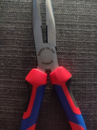 Alicate punta fina Knipex 2622200