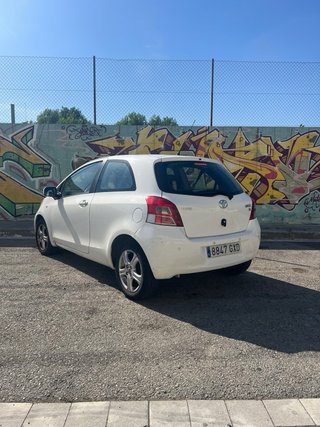 Toyota Yaris 2010