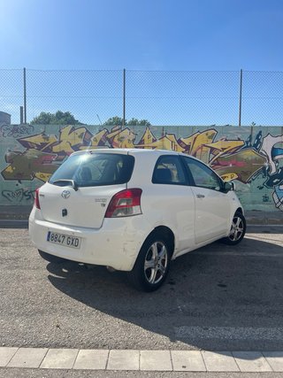 Toyota Yaris 2010