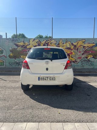 Toyota Yaris 2010