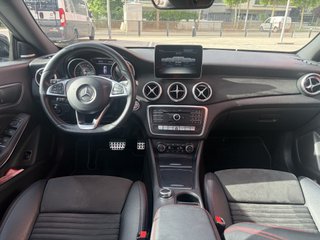Mercedes-Benz Clase CLA 2017 200D AMG LINE