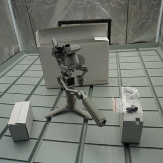DJI RS 4 Mini Combo - Estabilizador gimbal cámara