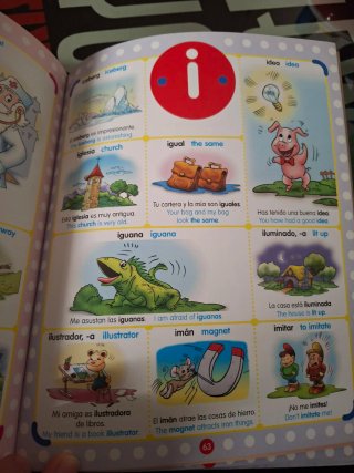 Diccionario infantil españlo-inglés