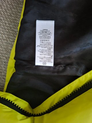 Cazadora Karl Lagerfeld Neón, talla 14, 152 cm