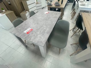 MESA DE COMEDOR + 4 SILLAS A JUEGO
