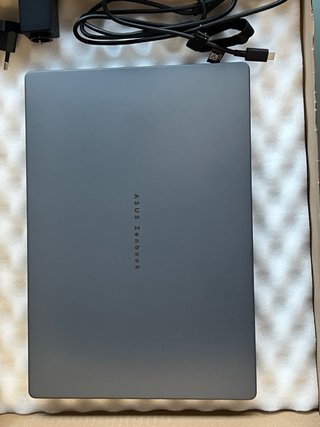 Portátil ASUS Zenbook 14