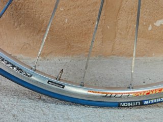 Ruedas Mavic Ksyrium Elite Carretera.