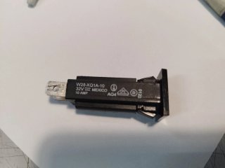Interruttore W28-XQ1A-10 32V 10A