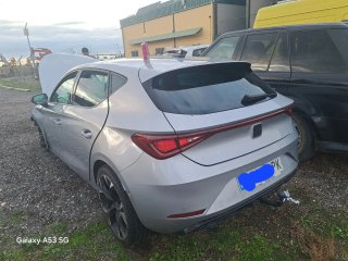 Seat leon fr 2.0 tdi  2021