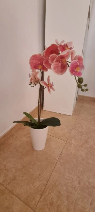 Orquídea artificial Ikea con maceta