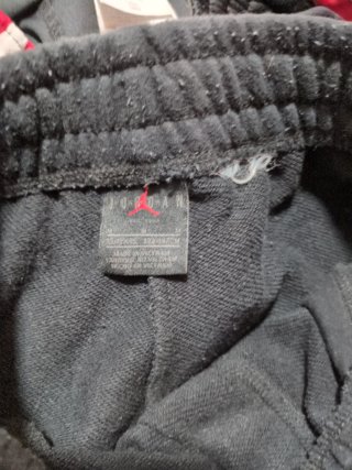 Lote de shorts Adidas ,2 jordan negros talla XS/S