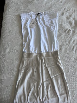 Vestido Zara blanco y beige Talla S