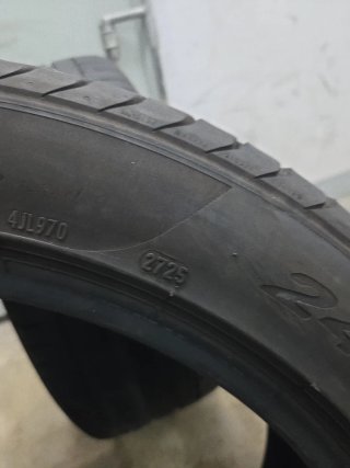 245/45 R18 Pirelli PZero Neumático
