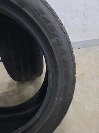 245/45 R18 Pirelli PZero Neumático