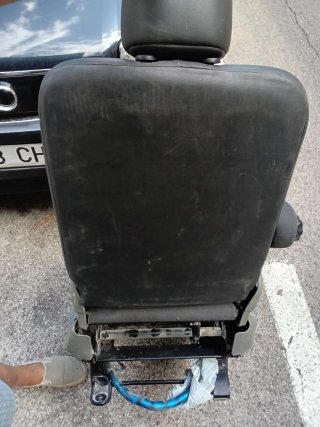 Asiento conductor Tráfic 2010 recién tapizado