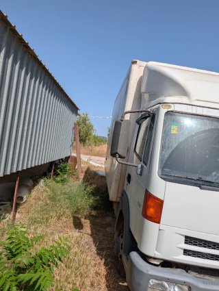 Camión Nissan Atleon 5.600 kg PMA ITV al día