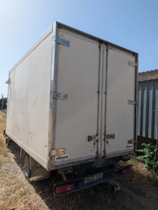 Camión Nissan Atleon 5.600 kg PMA ITV al día