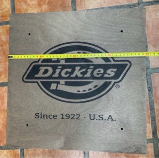 Caja de Madera Dickies