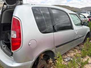 PUERTA TRASERA DERECHA Skoda Roomster (5J7)(03.2006->)