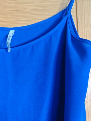 Blusa tirantes finos azul klein