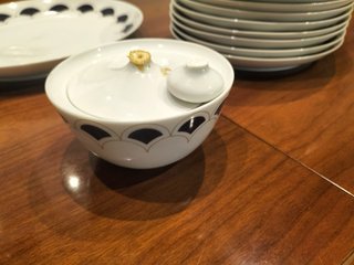 Juego de té blanco y azul