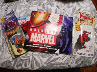 Marvel libros y spiderman comics