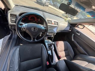 Honda Accord 2004