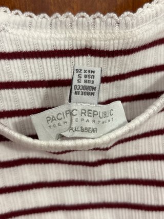 Top de rayas blanco y rojo