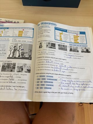 Libro All About Us - Class Book 5