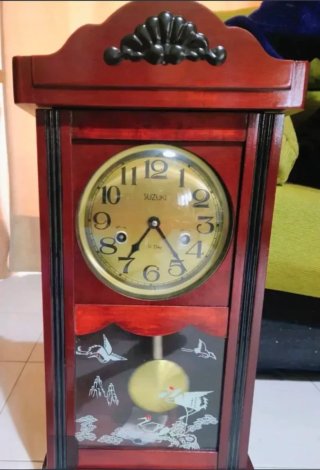 Reloj Pared SUZUKI 31 Day MADERA NUEVOS