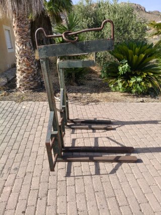 Pinzas cargadoras de palets