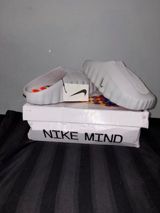 Nike MMW 001 Sandalias Blancas Talla 42  original9