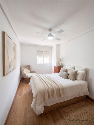Piso en venta en Paus - Poligono San Blas en Alicante