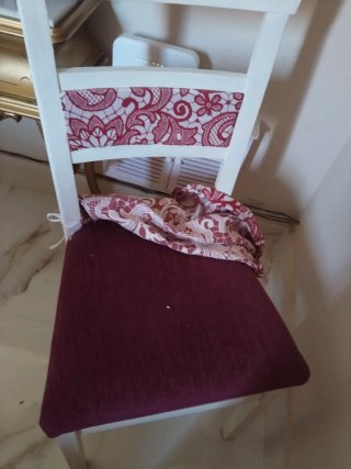 Sillas de comedor con tapizado floral