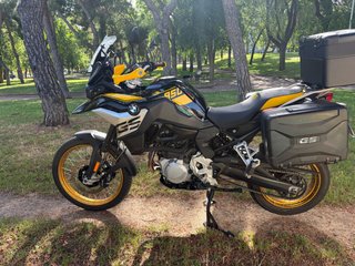 BMW F 850 GS 2021 Negra y Amarilla