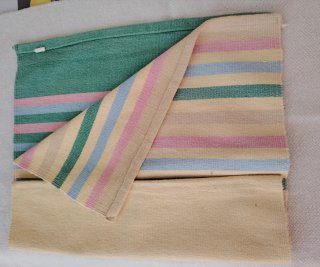 Alfombra de pie de cama a rayas