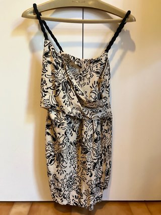 Mono vestido estampado floral