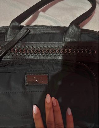 Bolso de mano negro nuevo