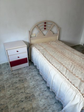 Habitación juvenil 90cm: Cama, Mesita y Escritorio