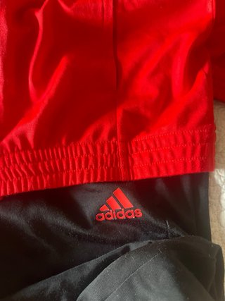 Chándal Adidas Negro y Rojo