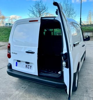 Furgoneta Citroën Berlingo BlueHDI 75