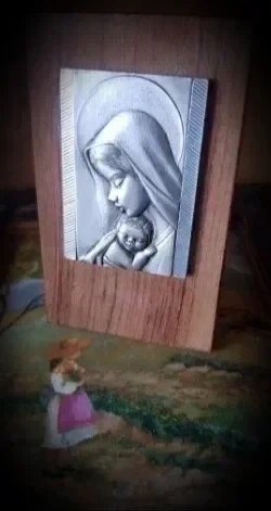 Metopa Virgen María con Niño - Alta Artesanía