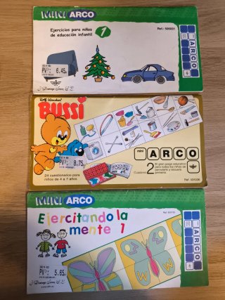 Juego Mini Arco con 3 cuadernos