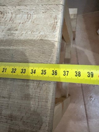 Escalera de madera con asa