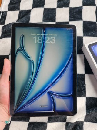 iPad Air M3