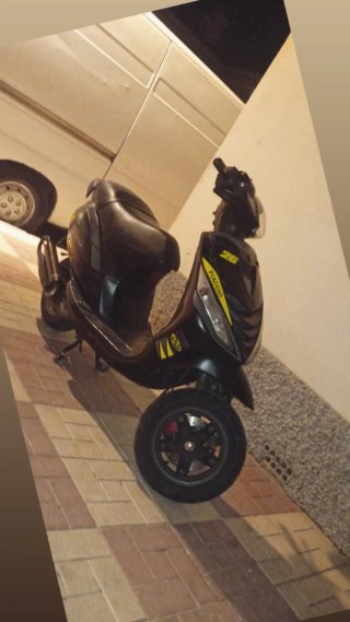 Piaggio Zip sp Negra
