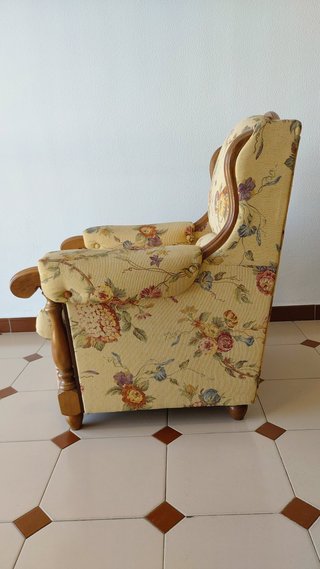 Sofá clásico + 2 sillones floral