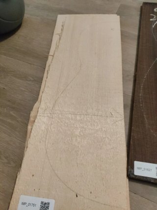 Madera para la construcción de una guitarra